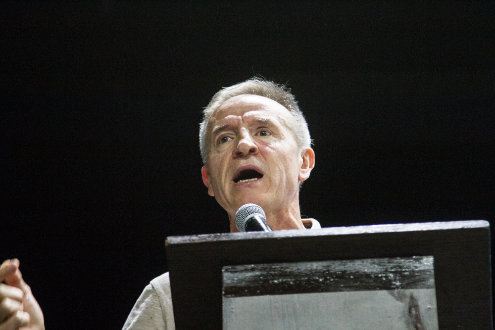 Sola dijo que el Gobierno "invierte el orden de prioridades" y disparó: "Bajen los impuestos, que para eso vinieron"