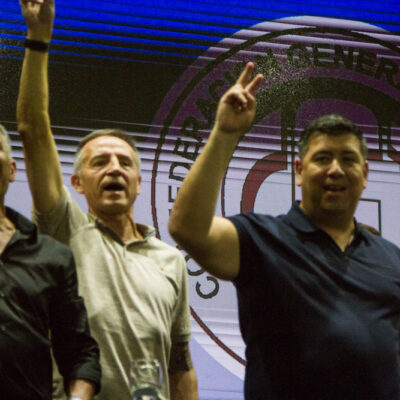 Sin contacto con el Gobierno desde que asumió, la nueva conducción de la CGT recibe a los diputados de extracción sindical para cerrar posturas contra la Reforma Laboral