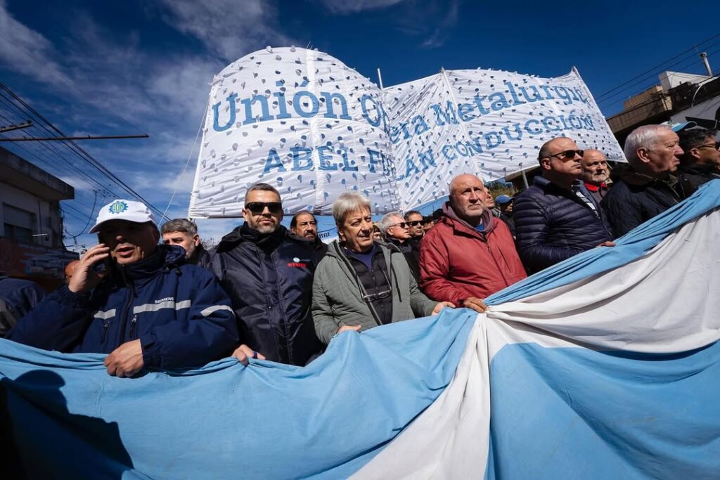 Con porcentajes y sumas fijas, la UOM cerró un entendimiento paritario hasta marzo con las cámaras metalúrgicas