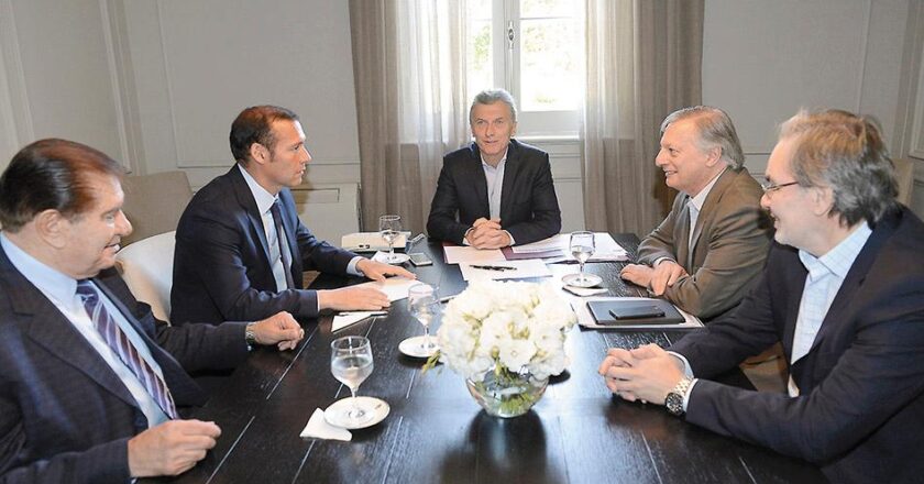 El texto completo de la adenda Vaca Muerta que Luis Caputo y Diego Santilli pusieron como ejemplo para la Reforma Laboral libertaria