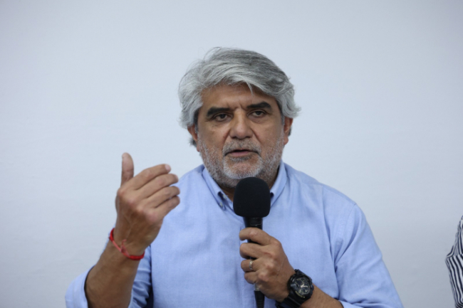 Correa pidió una reforma laboral real y «no con lo que inventa la derecha»