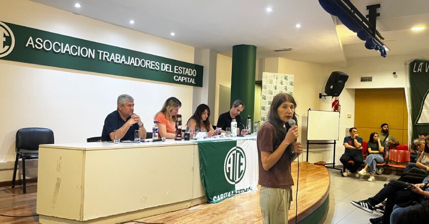 ATE Capital prepara una movilización al Ministerio de Sturzenegger en reclamo de aumentos, estabilidad laboral y reincorporaciones