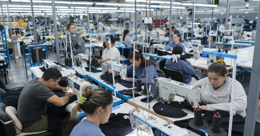 TN Platex cerró una línea de producción de prendas deportivas y ropa interior y despidió personal en su planta de Corrientes