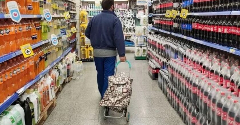 La inflación de los trabajadores llegó a 2,1% en octubre pero esperan «shock» tras el anuncio de aumento de los servicios