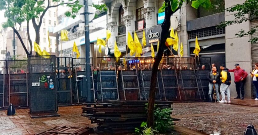 Gremios de taxis respaldaron una nueva ley para regular las apps de transporte y frenar la competencia desleal en CABA