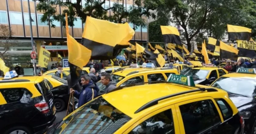 Los taxistas presentaron un proyecto para regular las plataformas en la Ciudad de Buenos Aires: «Sirve para que todos tributemos de la misma manera y tengamos la misma responsabilidad»