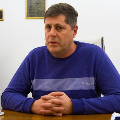 Ahora las importaciones textiles incluyen bolsones de ropa usada: «Esto es una falsa competencia contra un ganador ya definido»