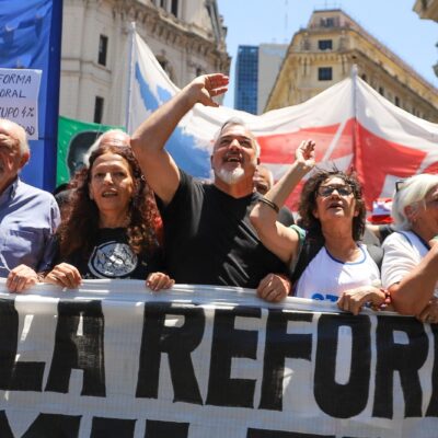 ATE va al paro y Aguiar cuestionó a la CGT: «Están pidiendo la inconstitucionalidad de una ley que todavía no existe. En vez de ir a protestar al Congreso o a Plaza de Mayo, ¿deciden ir al Poder Judicial?»