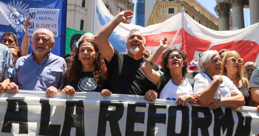 Aguiar celebró la postergación de la reforma laboral y llamó a profundizar la lucha con un paro activo: «No les podemos dar tregua»