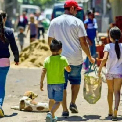 Una familia tipo necesitó más de $1.600.000 en septiembre para no ser pobre: el salario mínimo cubre apenas una cuarta parte