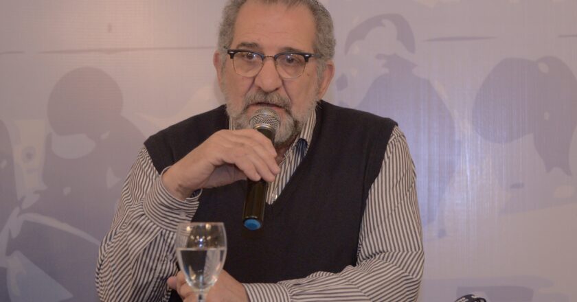 La CONADU señala que Milei quiere «volver a 1910 cuando había cuatro universidades y estudiaban sólo los ricos»