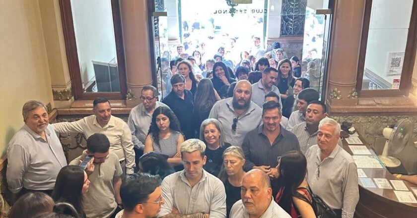 En un escenario de máxima concurrencia, Luis Barrionuevo fue reelegido al frente del sindicato gastronómico y cerró la etapa de disputa con Dante Camaño