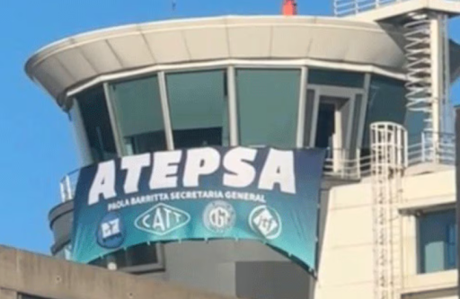 El Gobierno dictó conciliación y frenó el paro de Controladores aéreos que amenazaba con generar conflicto en plenas vacaciones