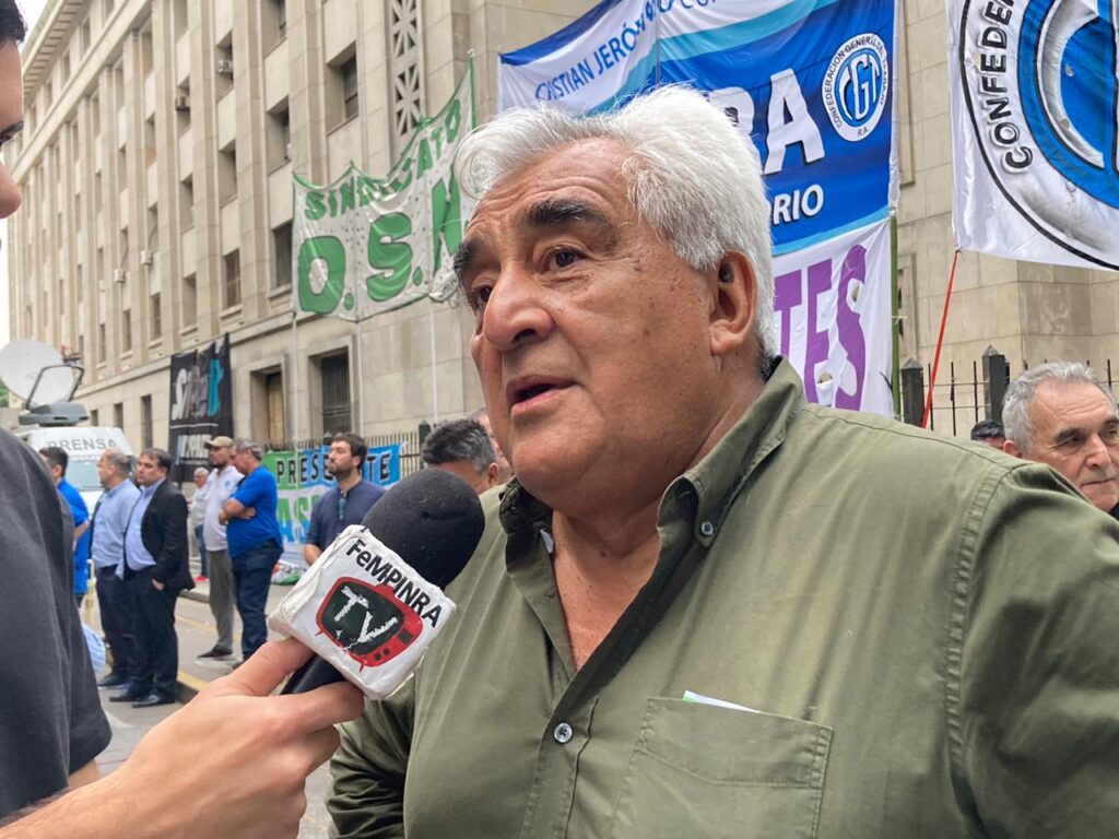 El Sindicato de Guincheros rechazó el proyecto de reforma laboral del Gobierno y advirtió sobre el "efecto destructivo" que tendría sobre las Obras Sociales y el sistema de salud