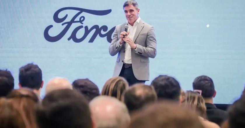 El presidente de Ford encendió las alarmas del SMATA y dijo que no le sorprendería que alguna automotriz cierre en Argentina