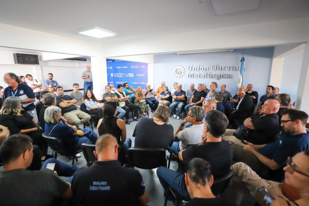 Furlán logró reunir 86 sindicatos de las tres centrales sindicales y lanzaron un plan de lucha contra la reforma laboral que incluirá movilizaciones en las provincias