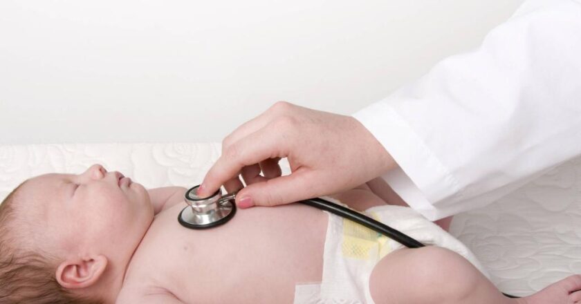 El Gobierno desarticuló el Programa Nacional de Cardiopatías Congénitas, despidió a los siete profesionales hiperespecializados que lo coducían y dejó a la deriva a miles de bebés con esas afecciones