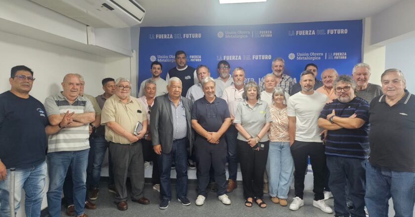 Furlán reunió 25 gremios, empezaron a discutir la chance de un paro general y barajaron llevarle las protestas a los gobernadores que voten la reforma de Milei