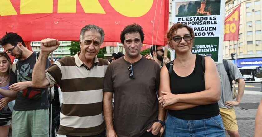 La izquierda sale a motorizar un «paro activo» para el 11 de febrero «con centenares de miles rodeando el Congreso, que no pase la reforma esclavista»