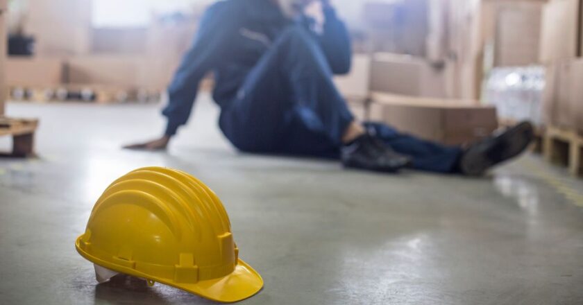 Cayó la cantidad de accidentes laborales y también su nivel de gravedad