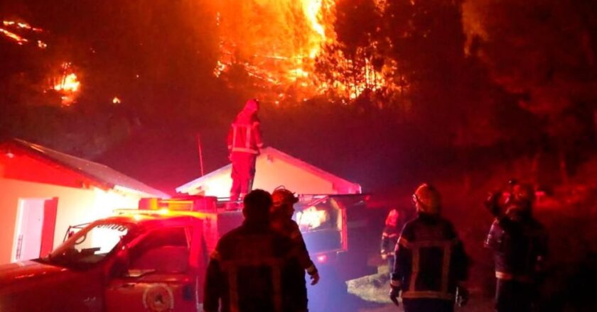 ATE responsabilizó al Gobierno por los incendios en la Patagonia por el recorte del 70% en el Programa Nacional de Manejo del Fuego y por la precarización de brigadistas