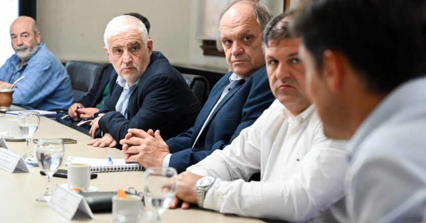 El Gobierno le ratificó al gremio APINTA que este año irá a fondo con su plan para despedir a 1.300 empleados del INTA y rematar la mitad de sus tierras