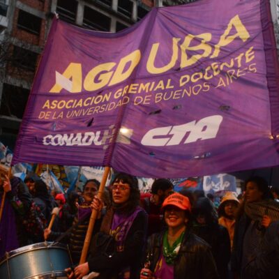 Docentes de la UBA reclaman la aplicación de la ley vigente de financiamiento universitario y rechazaron el nuevo proyecto enviado por el Gobierno