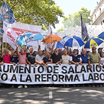 En la previa al paro de 36 horas, escala la tensión entre ATE y el Gobierno Nacional por la amenaza de no pagar salarios en febrero
