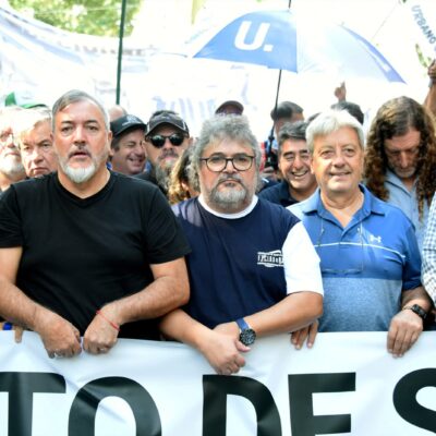 “Hay que salir a luchar para frenar esta barbarie contra la clase trabajadora”, planteó Yofra