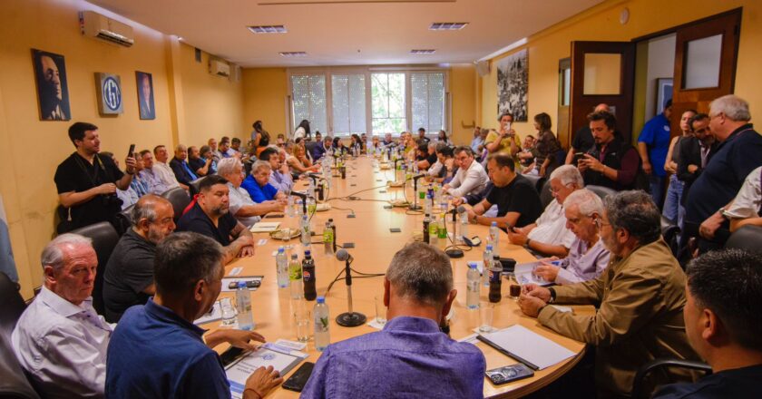Sin avances en el diálogo, la CGT reúne a su Consejo Directivo con la confrontación contra la Reforma Laboral de Milei como único camino