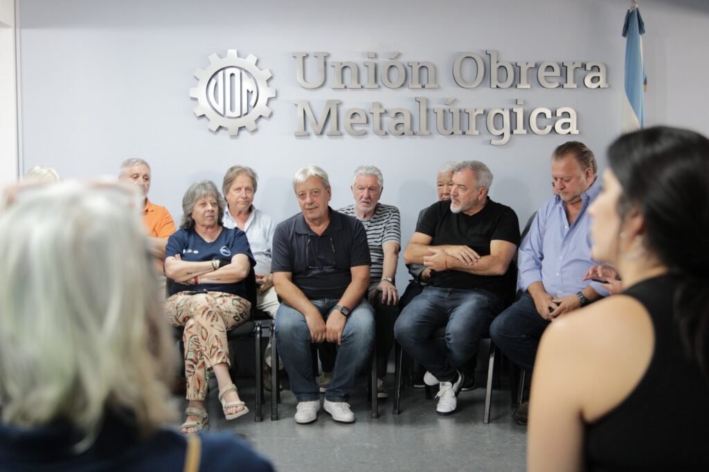 Más de 60 organizaciones se reunieron para definir la movilización en Córdoba y Rosario y la CGT convocó el viernes al Consejo Directivo ante el inminente tratamiento de la Reforma Laboral