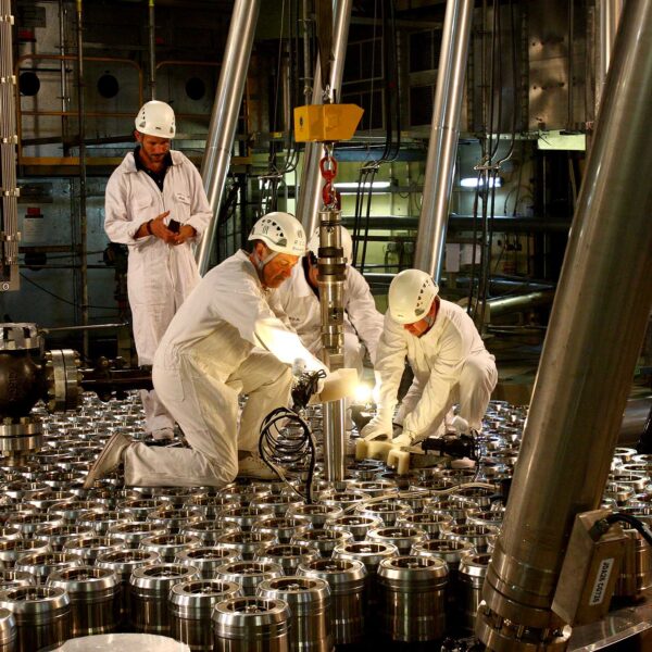 Trabajadores denunciaron accidentes con materiales radiactivos en Dioxitek y apuntaron contra el «desmanejo» de la gestión libertaria