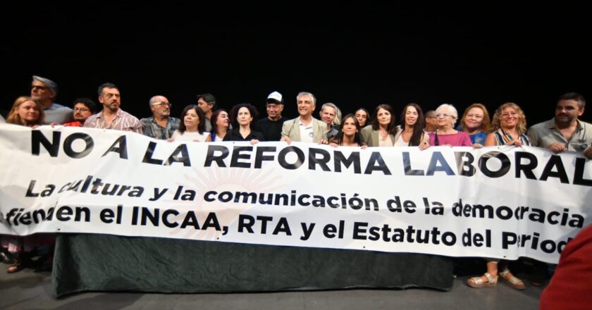 Artistas, periodistas, actores y representantes de la cultura y la comunicación también rechazaron la reforma laboral de Milei