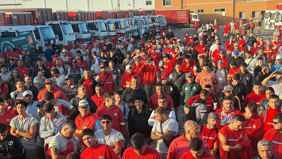 Pablo Moyano aseguró no respondieron al reclamo de Camioneros y volvió a convocar a una asamblea en Coca Cola: "Todo ese trabajo que se está haciendo va a tener que ser remunerado"