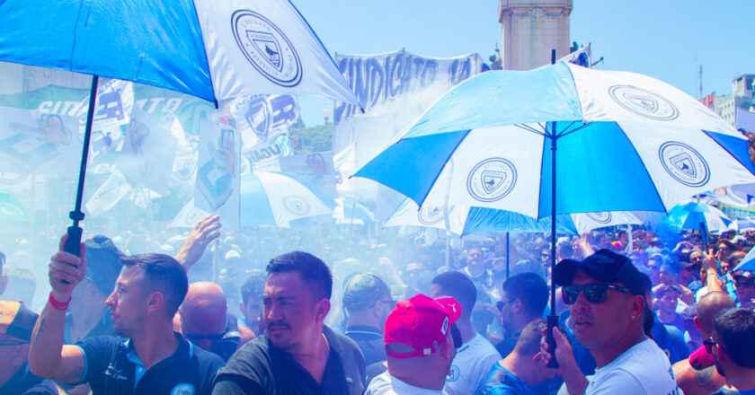 Documento, movilización afuera y rosca adentro: el fixture de la CGT frente al tratamiento de la Reforma Laboral en el Senado