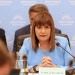 El Gobierno consensuó con los dialoguistas y confirmó que «se van a modificar alrededor de 30 artículos» de la Reforma Laboral