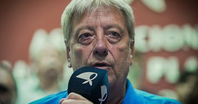 Tras las denuncias mediáticas en su contra y a una semana de las elecciones en la UOM, el Frente Sindical salió a respaldar a Abel Furlán y apuntó a «Don Chatarrín»
