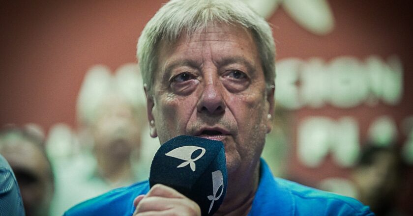 Tras las denuncias mediáticas en su contra y a una semana de las elecciones en la UOM, el Frente Sindical salió a respaldar a Abel Furlán y apuntó a «Don Chatarrín»