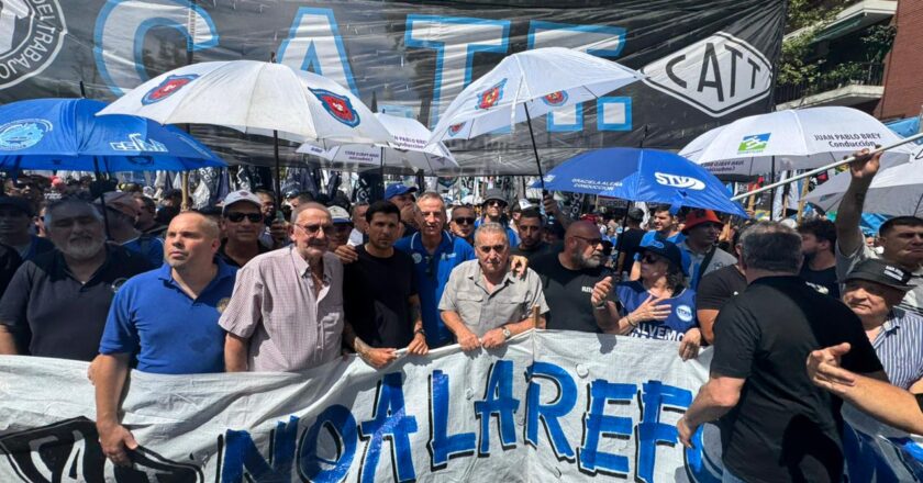 Paro total del transporte: la CATT se suma a la medida fuerza de la CGT contra la reforma laboral del Gobierno