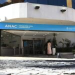 El Gobierno convocó al gremio a discutir salarios y se suspendió el paro que amenazaba con frenar los vuelos