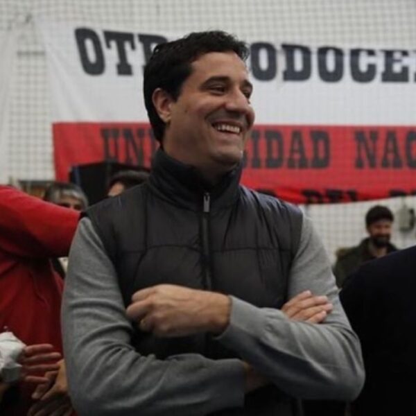 Docentes universitarios marplatenses iniciaron la expulsión del senador Maximiliano Abad del gremio ADUM tras su voto a favor de la reforma laboral y evalúan paros mensuales