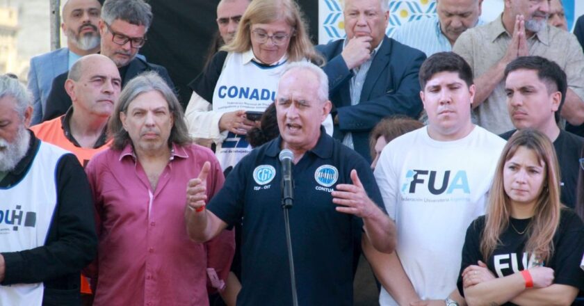 Docentes y NODOCENTES de universidades nacionales se suman a la movilización contra la reforma laboral de la CGT y llaman a defender los convenios colectivos de trabajo