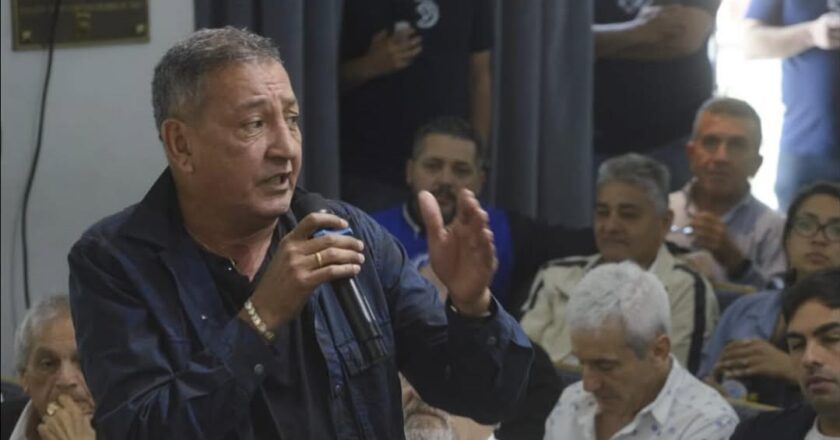 Tras subir el tono de su discurso público, Maturano recibió a los gremios duros y discutieron la continuidad del plan de lucha