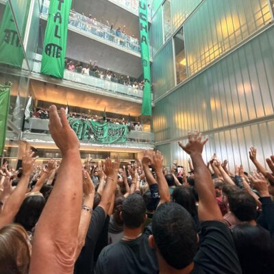 ATE resolverá reclamos en tiempo record en la puerta de la Superintendencia de Servicios de Salud ante la amenaza de despidos