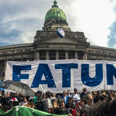 Con un paro por 24 horas, este lunes los docentes y NODOCENTES de universidades vuelven a exigir que Milei aplique la ley vigente de financiamiento