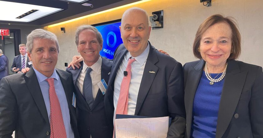 Alerta máxima en diferentes áreas del Estado frente a los rumores de nuevos despidos impulsados por la cartera de Sturzenegger