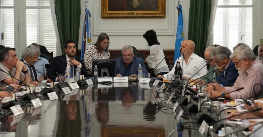 La UBA declaró la emergencia salarial y reclamó que el Gobierno aplique la ley vigente de financiamiento universitario