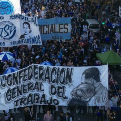 Calle y amparo: con una concentración en Tribunales, la CGT activa su plan para frenar la reforma laboral en tribunales