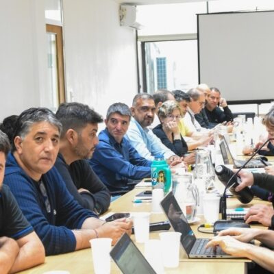 Con un aumento del 9%, Axel Kicillof cerró la paritaria y el conflicto salarial con los estatales bonaerenses