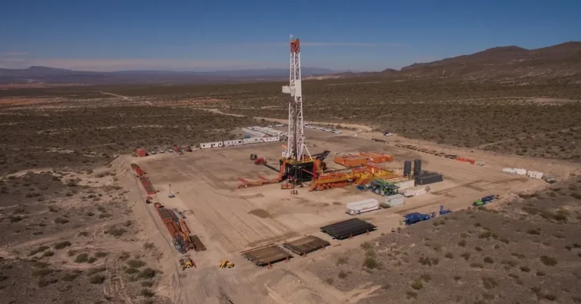Más de 1.000 despidos y el abandono de la remediación ambiental, la denuncia que sacude Mendoza por el retiro de YPF